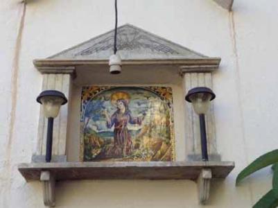 Palermo di notte: Santa Rosalia tra le edicole votive e i “triunfi” dei cantastorie