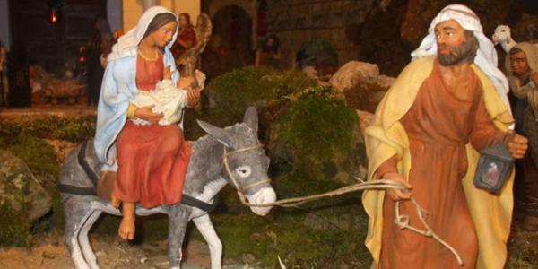 La rappresentazione sacra del presepe al Politeama Garibaldi