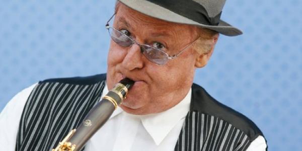 Renzo Arbore